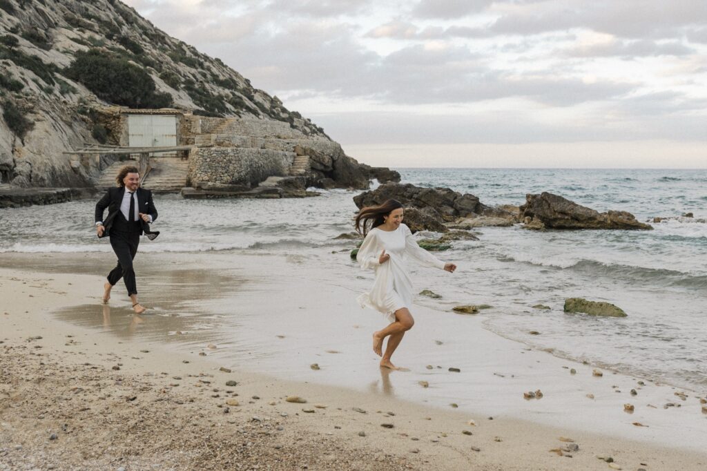 Elegant and minimal bride and groom portrait at sunset