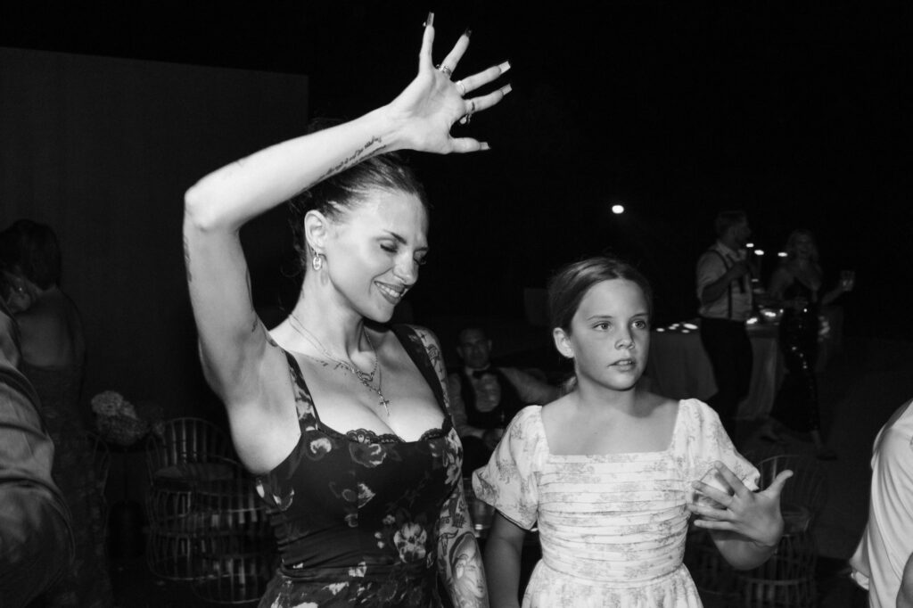 Fun and candid wedding party at Sa Torre de Porreres, Mallorca